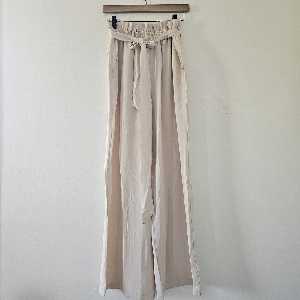 NWOT Elegant Cream Tie-Waist Wide-Leg Pants